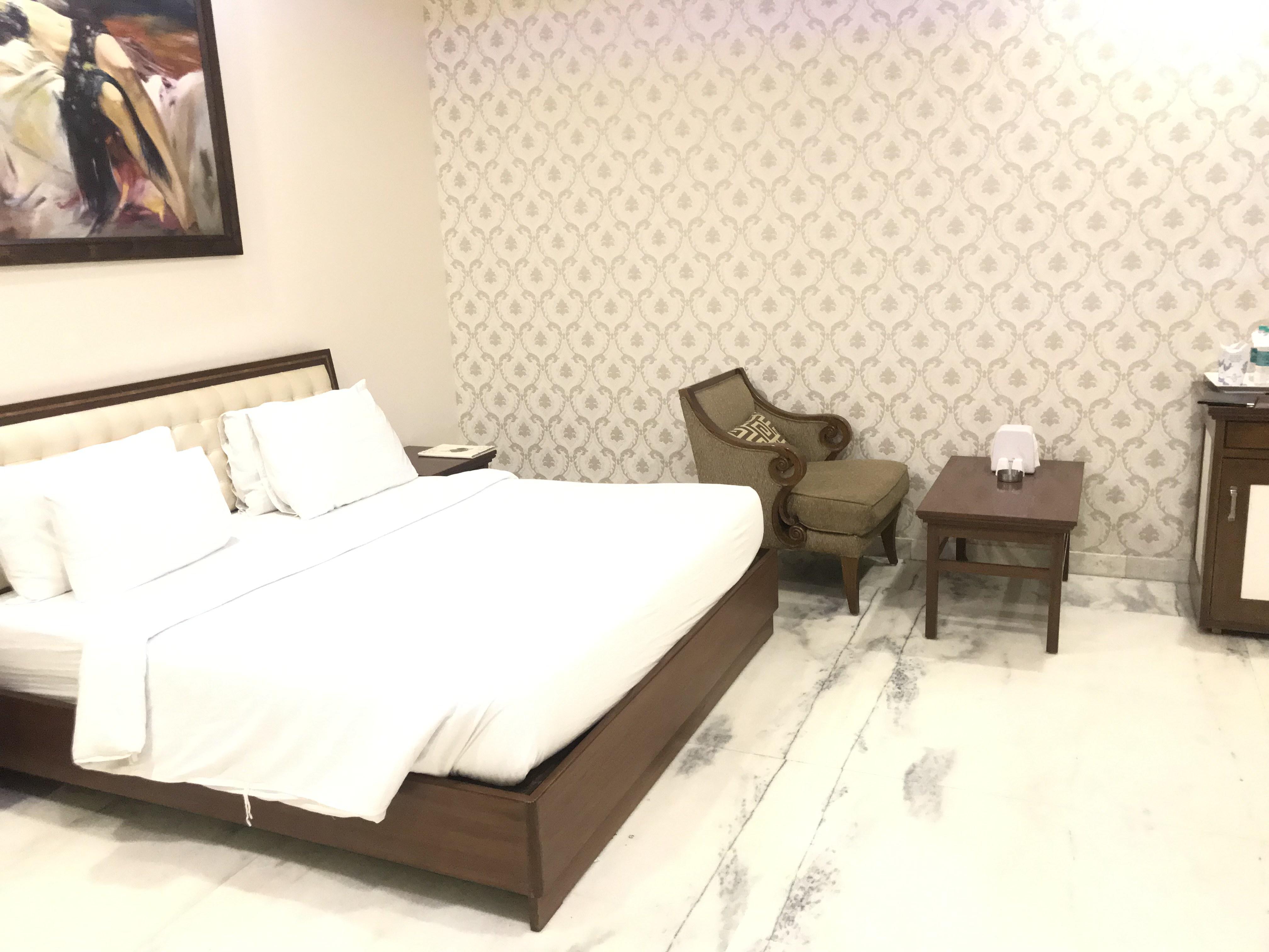 Hotel Leela Grande Карнал Екстер'єр фото