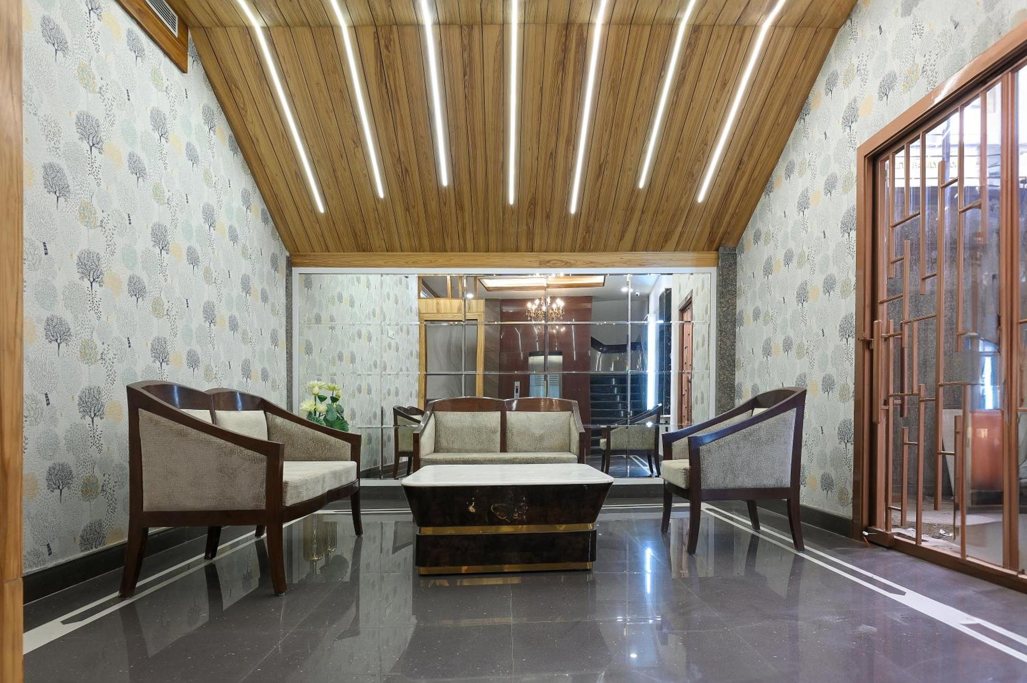 Hotel Leela Grande Карнал Екстер'єр фото